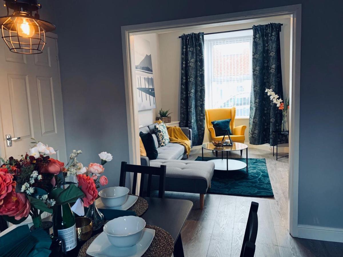 Stylish, Spacious & Luxurious Home - Parking Liverpool Eksteriør bilde